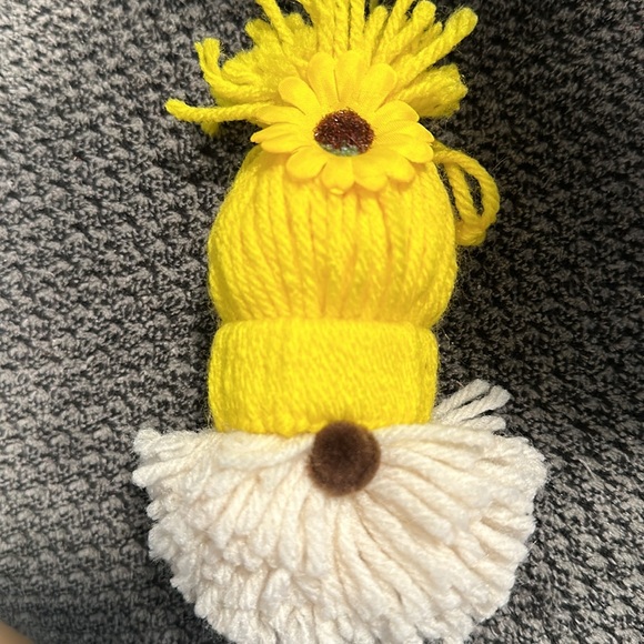 Holiday Handmade Yarn Gnomes Easter St Patrick’s - Picture 4 of 6